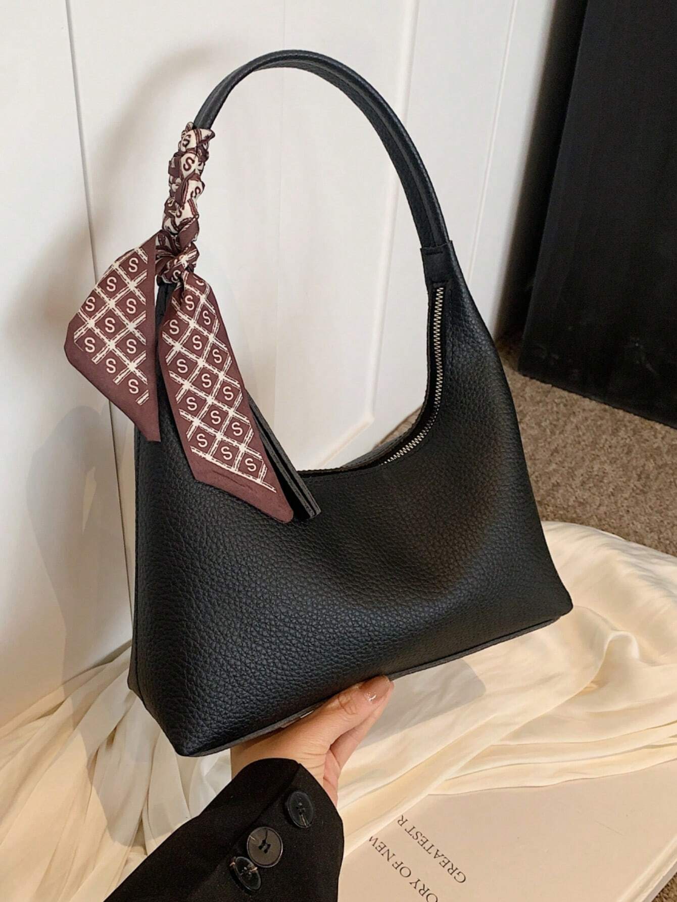 Women’s Minimalist Underarm Shoulder Bag