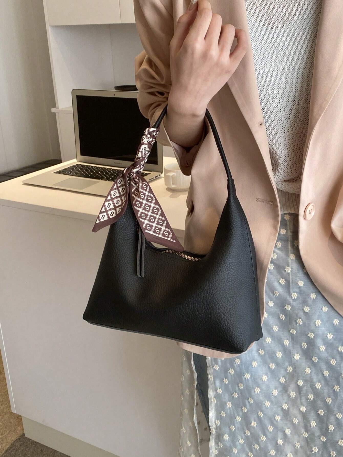 Women’s Minimalist Underarm Shoulder Bag