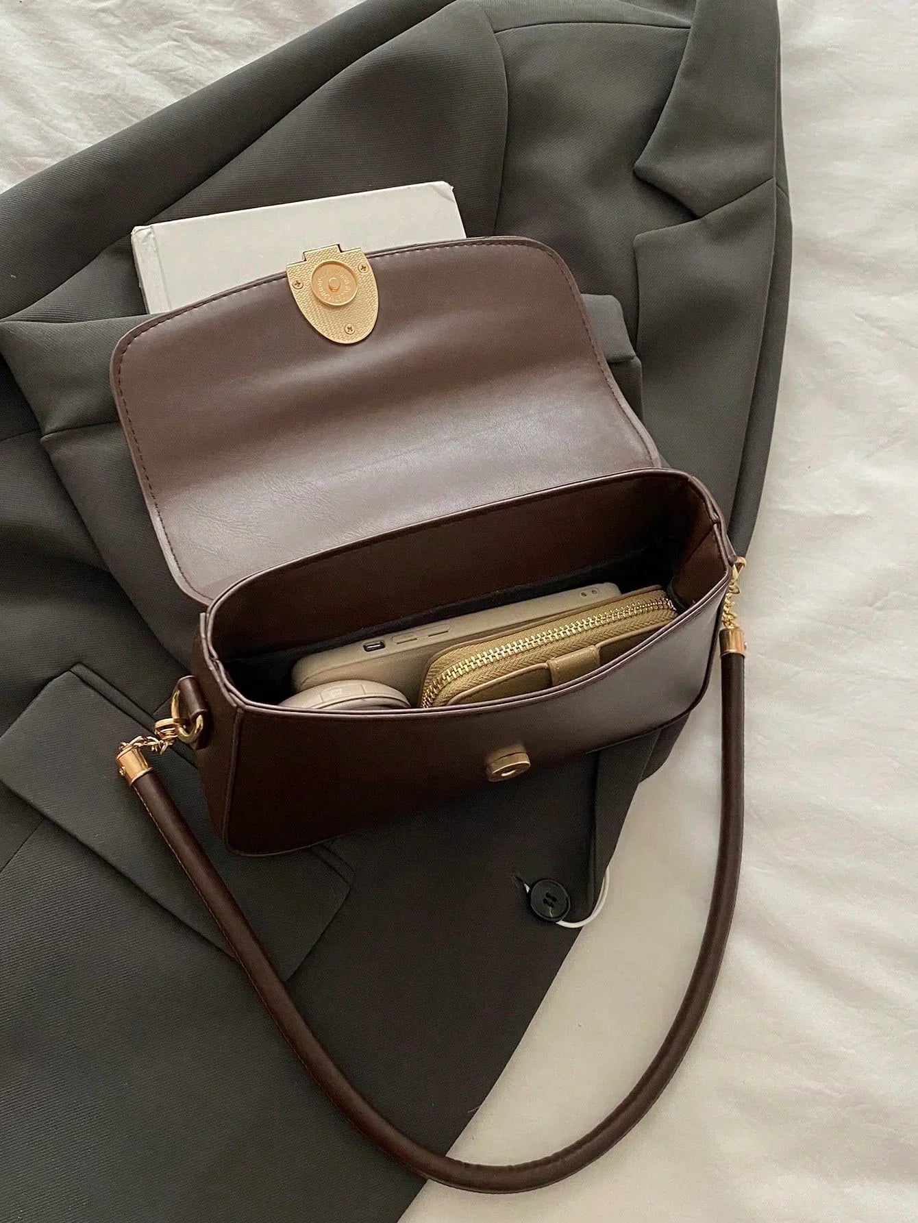 Women’s Elegant Crescent Shoulder Bag