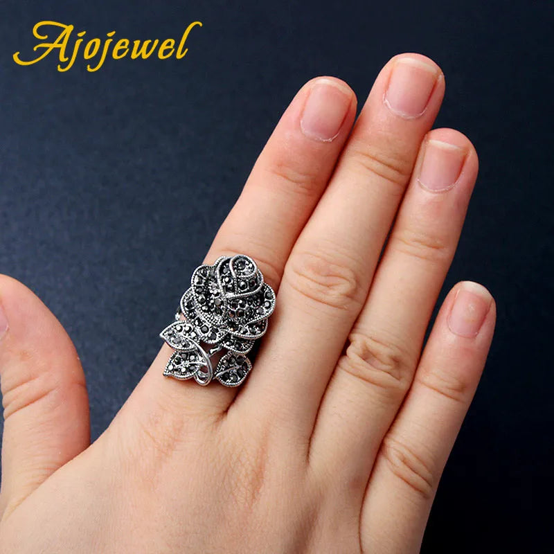 Vintage Rose Flower Rhinestone Ring