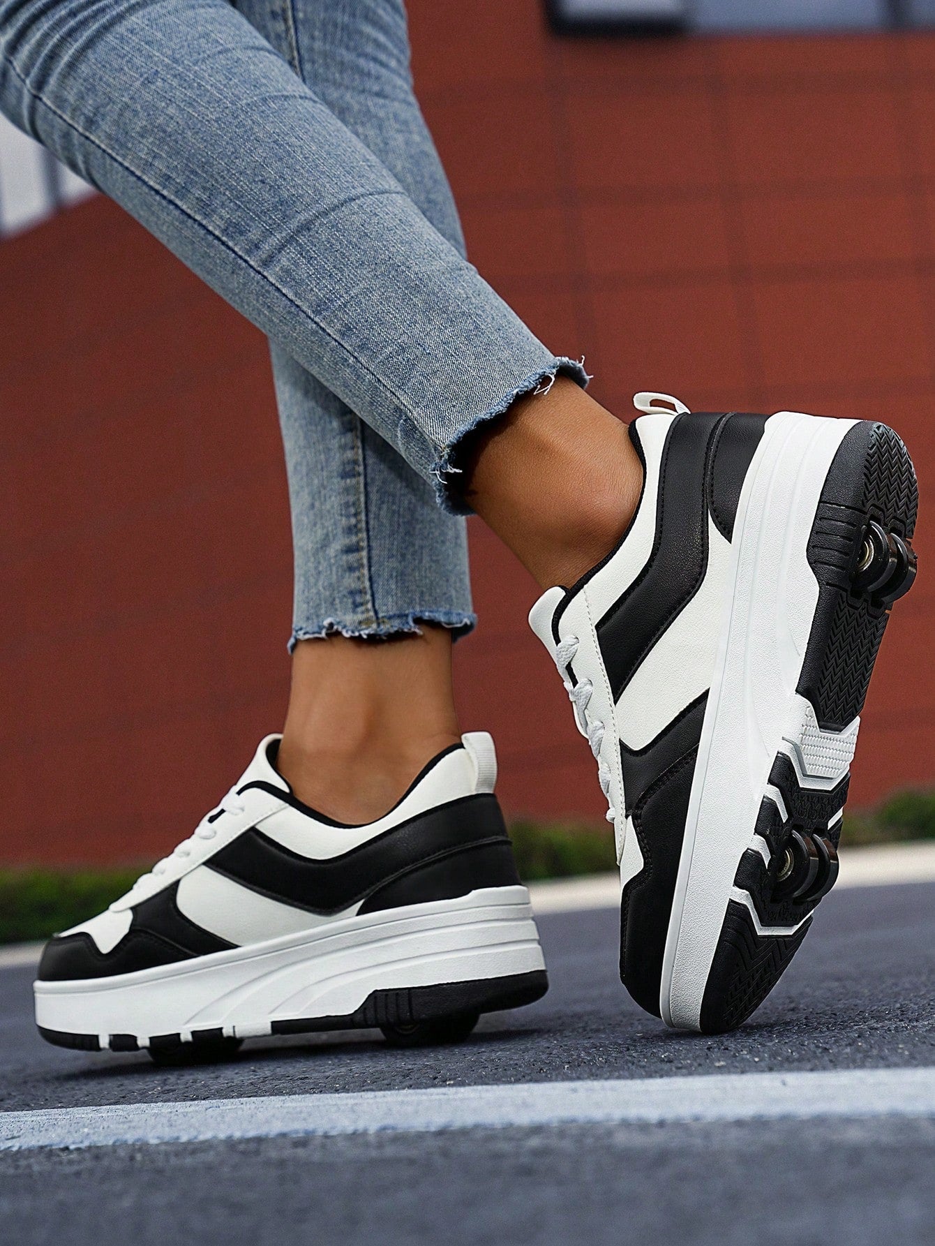 Women Comfortable Outdoor Roller Skates
