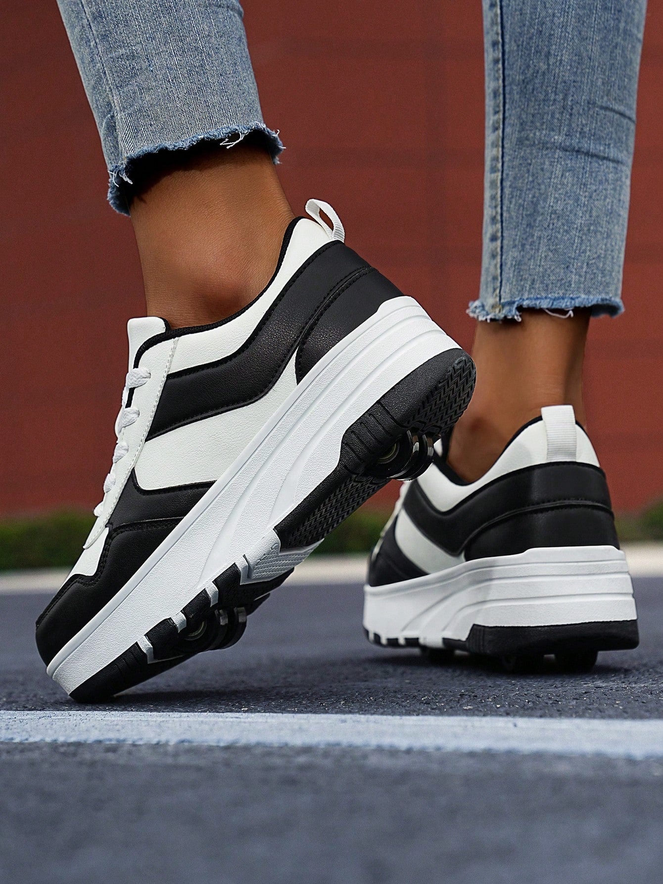 Women Comfortable Outdoor Roller Skates