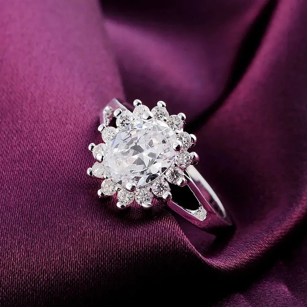 925 Sterling Silver Moissanite Flower Ring