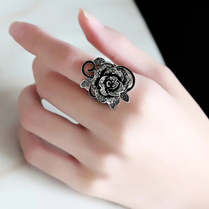 Vintage Rose Flower Rhinestone Ring