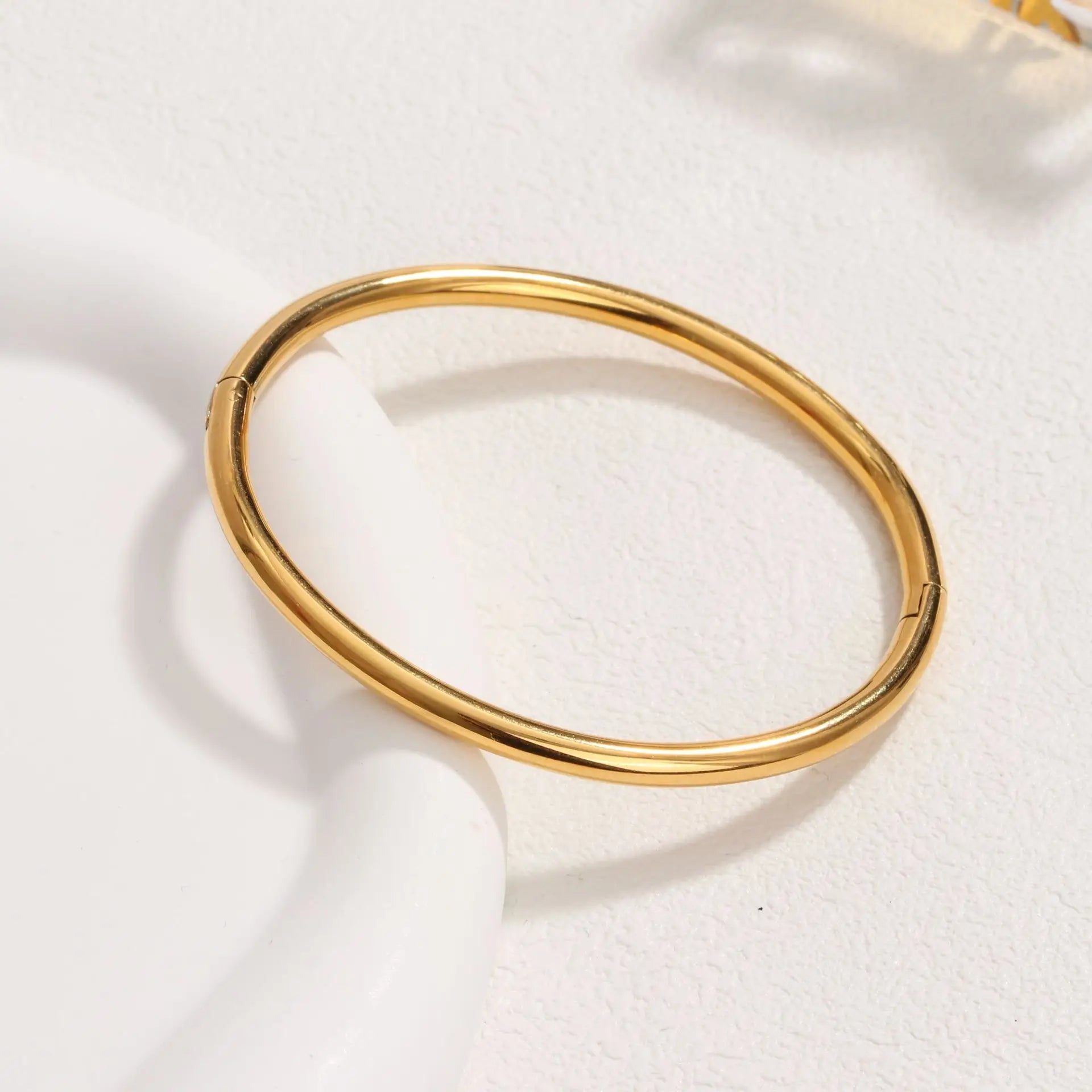 Luxury Stainless Steel Minimalist Bracelet