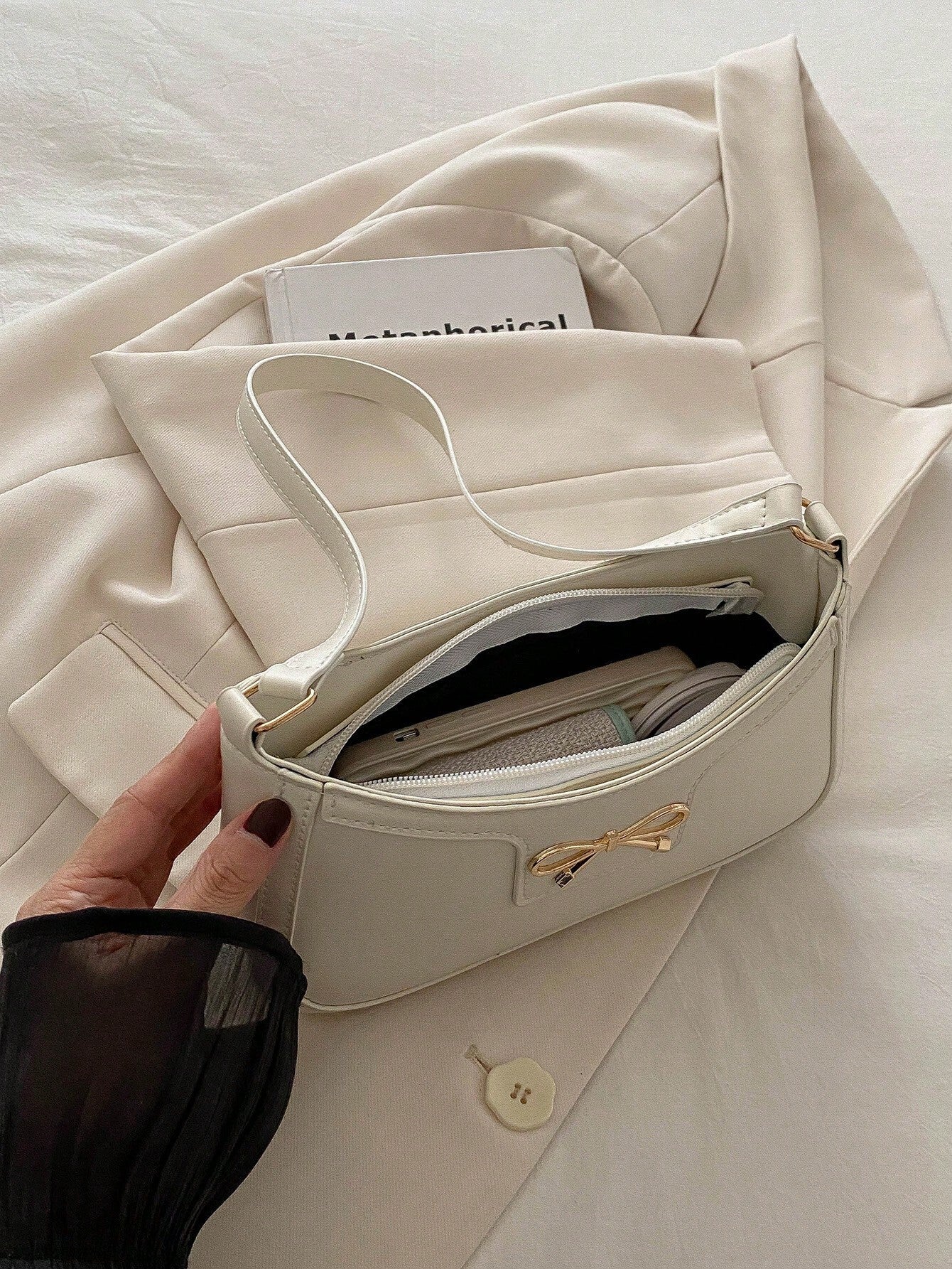 Women’s Elegant Crescent Shoulder Bag