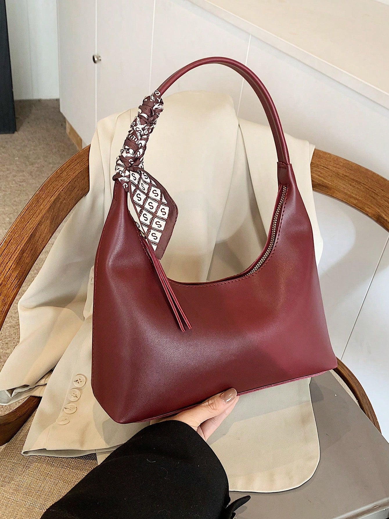 Women’s Minimalist Underarm Shoulder Bag