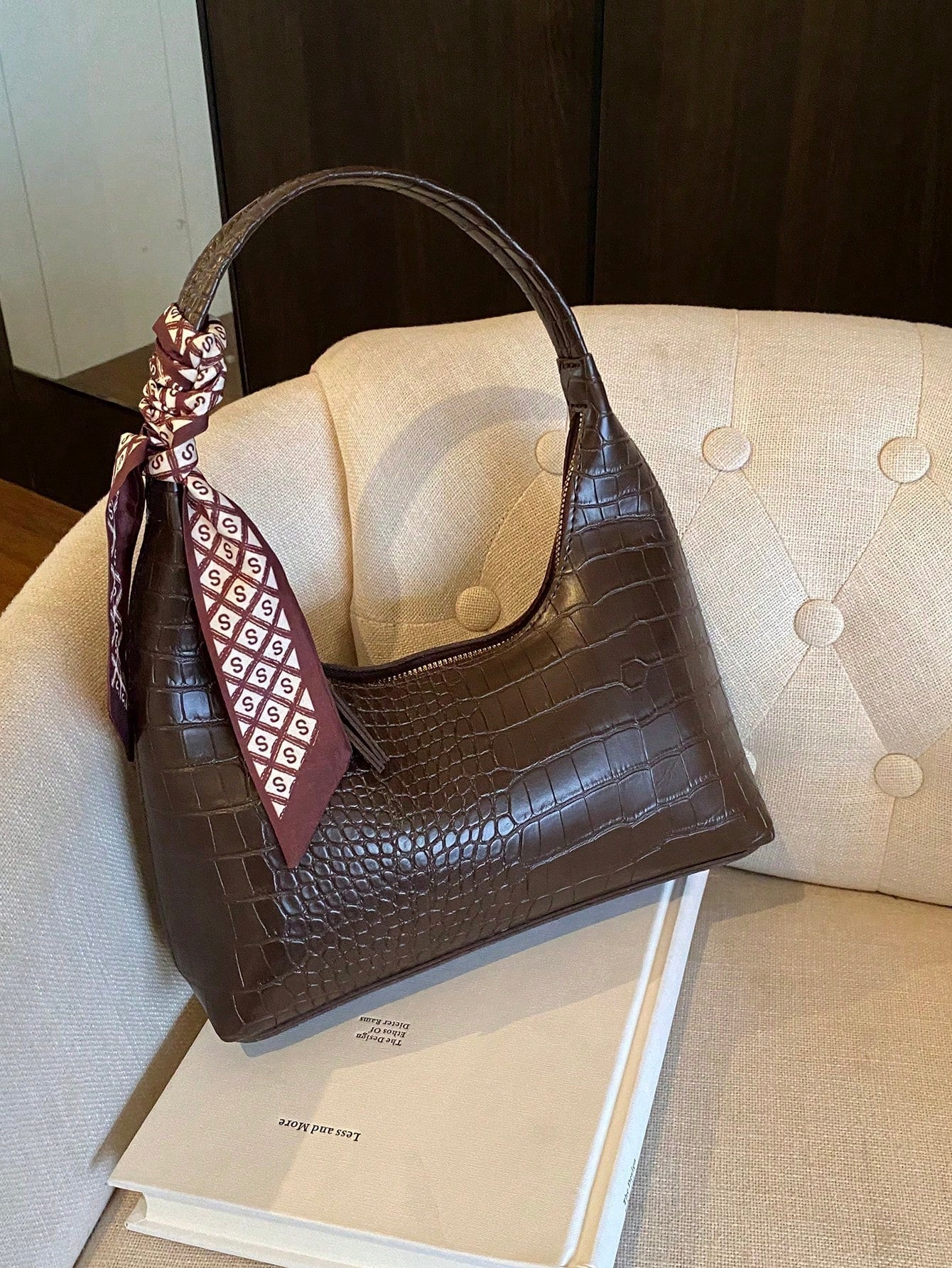 Women’s Minimalist Underarm Shoulder Bag