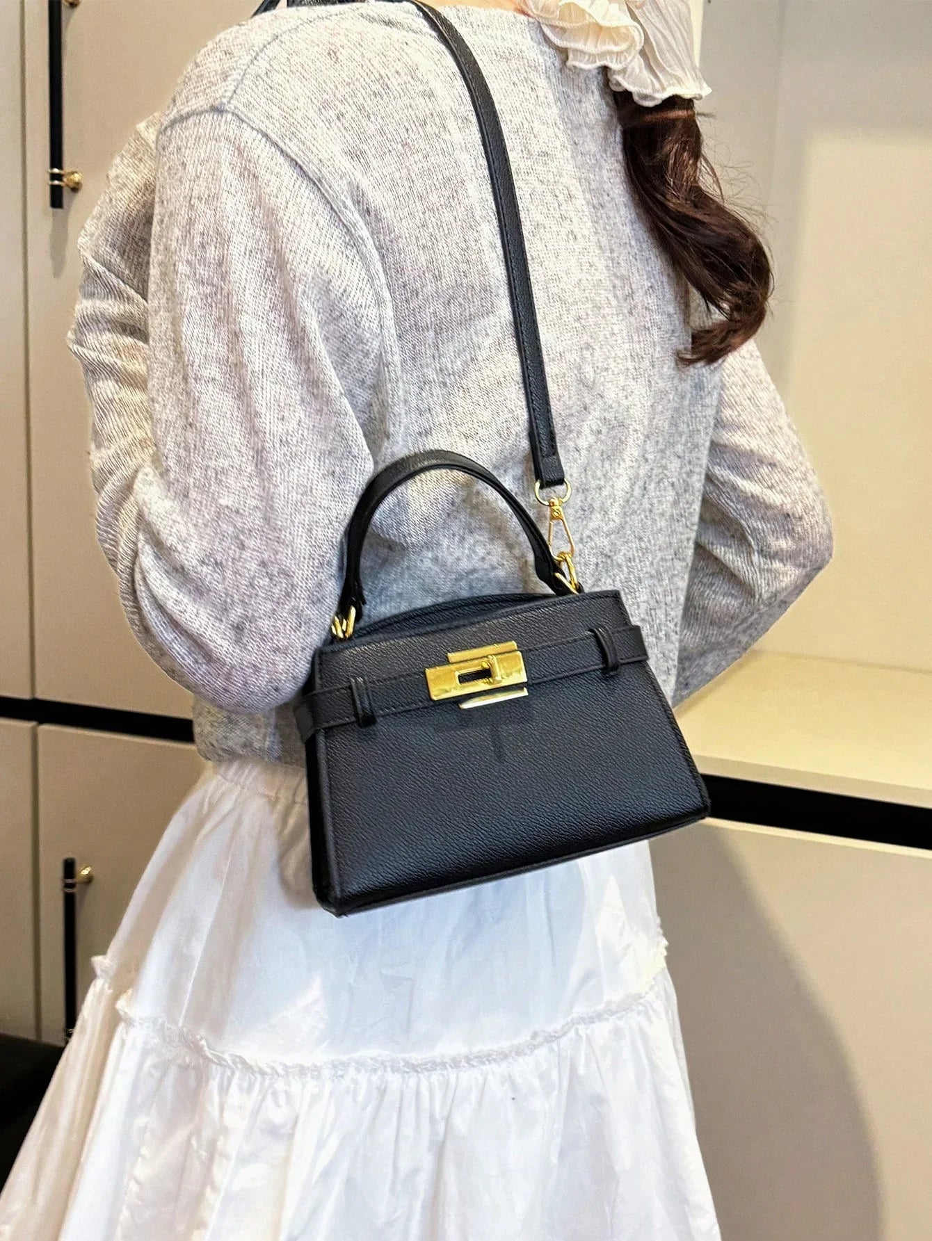 Women’s Litchi Grain Crossbody Handbag