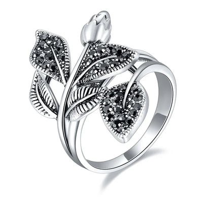 Vintage Rose Flower Rhinestone Ring