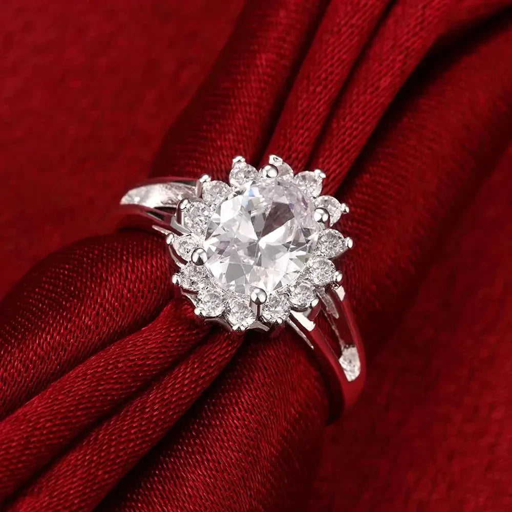 925 Sterling Silver Moissanite Flower Ring