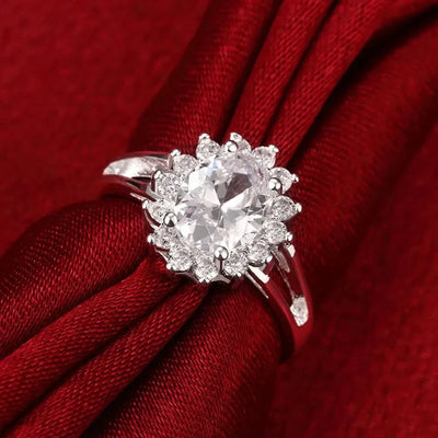 925 Sterling Silver Moissanite Flower Ring
